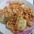 黃寶蓉 的 泡菜炒雞片 cooksnap