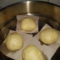 Cooksnap dari Roslely Rompas untuk resep Bakpao isi unti kelapa
