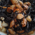 El cooksnap de pilucaserrano cuando hizo Espagueti negro con marisco.
