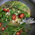 Cooksnap Intan Sofia semasa beliau membuat Ikan Siakap Stim Thai Asam Boi.