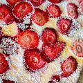 Mónika Gyurászné Cooksnap-ja, amikor elkészítette a(z) Túrós joghurtos kevert süti eperrel receptet.