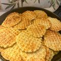 Csanády Csilla Cooksnap-ja, amikor elkészítette a(z) Sajtos tallér receptet.