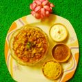 Saroj Shah's cooksnap of when they made Undhiya chat.