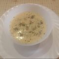 El cooksnap de Antonia García Fernández cuando hizo Crema tibia de Espárragos con Berberechos (Thermomix).