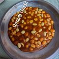 pinky makhija का कुकस्नैप जब उन्होंने पीनट गुड़ की चिक्की (peanut gur ki chikki recipe in Hindi) बनाया था।
