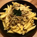 Cooksnap από Stefania Zoubouli στη συνταγή Ζυμαρικά αλά κρεμ με μανιτάρια !