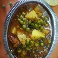 varsha Jain का कुकस्नैप जब उन्होंने आलू मटर पनीर की सब्जी (Aloo matar paneer ki sabzi recipe in Hindi) बनाया था।