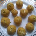 Debjani Dhar's cooksnap of when they made Besan ladoo.