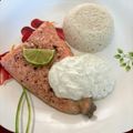 Cooksnap από Matula Giasirani στη συνταγή Εύκολος σολομός με σος γιαούρτι! (Easy Baked Salmon with Lemon Dill Sauce)!