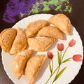 chaitali ghatak का कुकस्नैप जब उन्होंने इंस्टेंट गुजिया (instant gujiya recipe in Hindi) बनाया था।