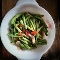 Cooksnap Nur Nadiah semasa beliau membuat Kacang Panjang Goreng Campur Hati.