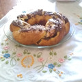 El cooksnap de lore cuando hizo Rosca de Pascua trenzada y rellena con crema pastelera de chocolate🍫🍫.