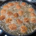Fekete Tünde Cooksnap-ja, amikor elkészítette a(z) Sajtos karfiolrózsa és zabpelyhes pulykafasírt tejföllel receptet.