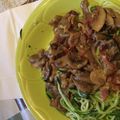 El cooksnap de ana_mica cuando hizo Spaguettis de calabacín con champiñones, bacon y gambas.