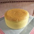 Cooksnap Na Cookies II semasa beliau membuat Kek Keju Kapas.