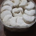 Cooksnap dari anggie reeves untuk resep Kue Putri Salju
