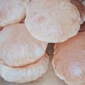 Sobhita roi का कुकस्नैप जब उन्होंने अजवाइन पूरी (Ajwain Puri recipe in hindi) बनाया था।