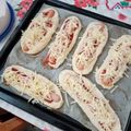 Sándor Szekeres Cooksnap-ja, amikor elkészítette a(z) Virslis csónak receptet.