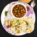 Preeti Sahil Gupta का कुकस्नैप जब उन्होंने नान (Naan recipe in hindi) बनाया था।