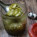 Cooksnap Aznie Khasri semasa beliau membuat Jeruk Cili Hijau.