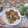 Geeta Khurana's cooksnap of when they made Batata vada.