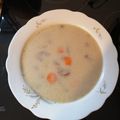 Jingle Goats Cooksnap-ja, amikor elkészítette a(z) Gombaleves receptet.