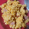 El cooksnap de Maribel893 cuando hizo Arroz con pollo de azafrán pero con condimento de arroz.