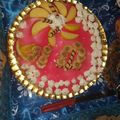 صورة من ام ريان ، شاركها بعد تجربة وصفة كيكة المحبة الحمراء مع الكريمة الزهرية يام 🎂❤
