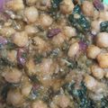 El cooksnap de AnNoeTo cuando hizo Garbanzos con chorizo y espinacas en 30 minutos.
