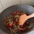 Meng-Hua Hung's cooksnap of when they made 豬肉炒甜椒.