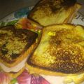 aztlana francisco's cooksnap of when they made Omelet Sandwich.