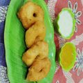 Dolly Kachhwani's cooksnap of when they made Medu vada urad dal vada.