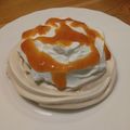 Jósvai Réka Cooksnap-ja, amikor elkészítette a(z) Mini Pavlova tortácska receptet.