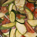 El cooksnap de Williams Giron cuando hizo Soja texturizada con calabacín y tomate.
