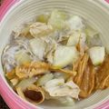 Cooksnap Nur Afni Syafinaz semasa beliau membuat Tumis Air Labu Air, Fucuk dan Sohoon.