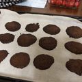 廖禹麒's cooksnap of when they made 【COOKING BUBU】玫瑰花巧克力曲奇餅 情人節點心 無蛋無牛油 只要3種材料 ♥.