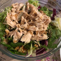El cooksnap de Débora Cantero Martínez cuando hizo Ensalada de brotes tiernos, pollo asado y arándanos.