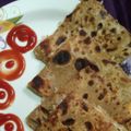 Monika Kashyap का कुकस्नैप जब उन्होंने मूली प्याज़ का पराठा(mooli payaz ka paratha recipe in Hindi) बनाया था।