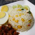 Cooksnap Mamamikael Oven semasa beliau membuat Nasi goreng jagung.