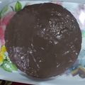 کوک اسنپ ایلار بعد از امتحان کردن کیک بدون فر با گاناش فرم گرفته.