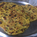 Urmila Agarwal का कुकस्नैप जब उन्होंने थेपला (Thepla recipe in hindi) बनाया था।