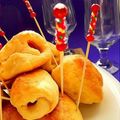 Cooksnap από gwgaki στη συνταγή Ζύμη για πανεύκολα ζουμερά λουκανικοτυροπιτάκια