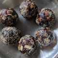 Kirtana Pathak's cooksnap of when they made ખજૂર ના લાડુ (Khajoor Ladoo Recipe In Gujarati).