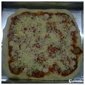 Cooksnap dari Astri Widiyanti Widiyanti untuk resep Pizza Kornet Sosis Simple