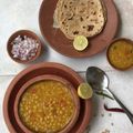 Seema Raghav का कुकस्नैप जब उन्होंने पीली मटर चाट (pili matar chaat recipe in Hindi) बनाया था।