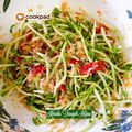 Cooksnap Mahadiah semasa beliau membuat (23/5) Kerabu tauge hijau khas buat bonda.