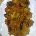 Chandra kamdar का कुकस्नैप जब उन्होंने आलू परवल की सब्जी (Aloo parwal ki sabzi recipe in hindi) बनाया था।