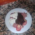 El cooksnap de Toni jimenez cuando hizo Fresas, Plátanos y Galletas al Wok con Nata y Chocolate.