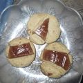 Cooksnap dari mommy rayash untuk resep Cookies isi selai coklat
