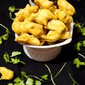 Preeti Sahil Gupta का कुकस्नैप जब उन्होंने आलू के चटपटे पकौड़े (Aloo ke chatpate pakode recipe in hindi) बनाया था।